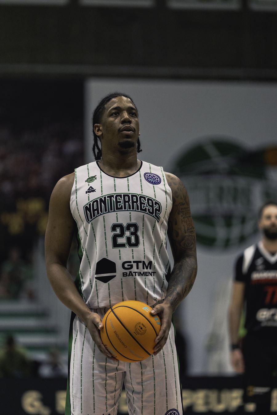 Concentration avant le lancer-franc — Palais des Sports, Nanterre