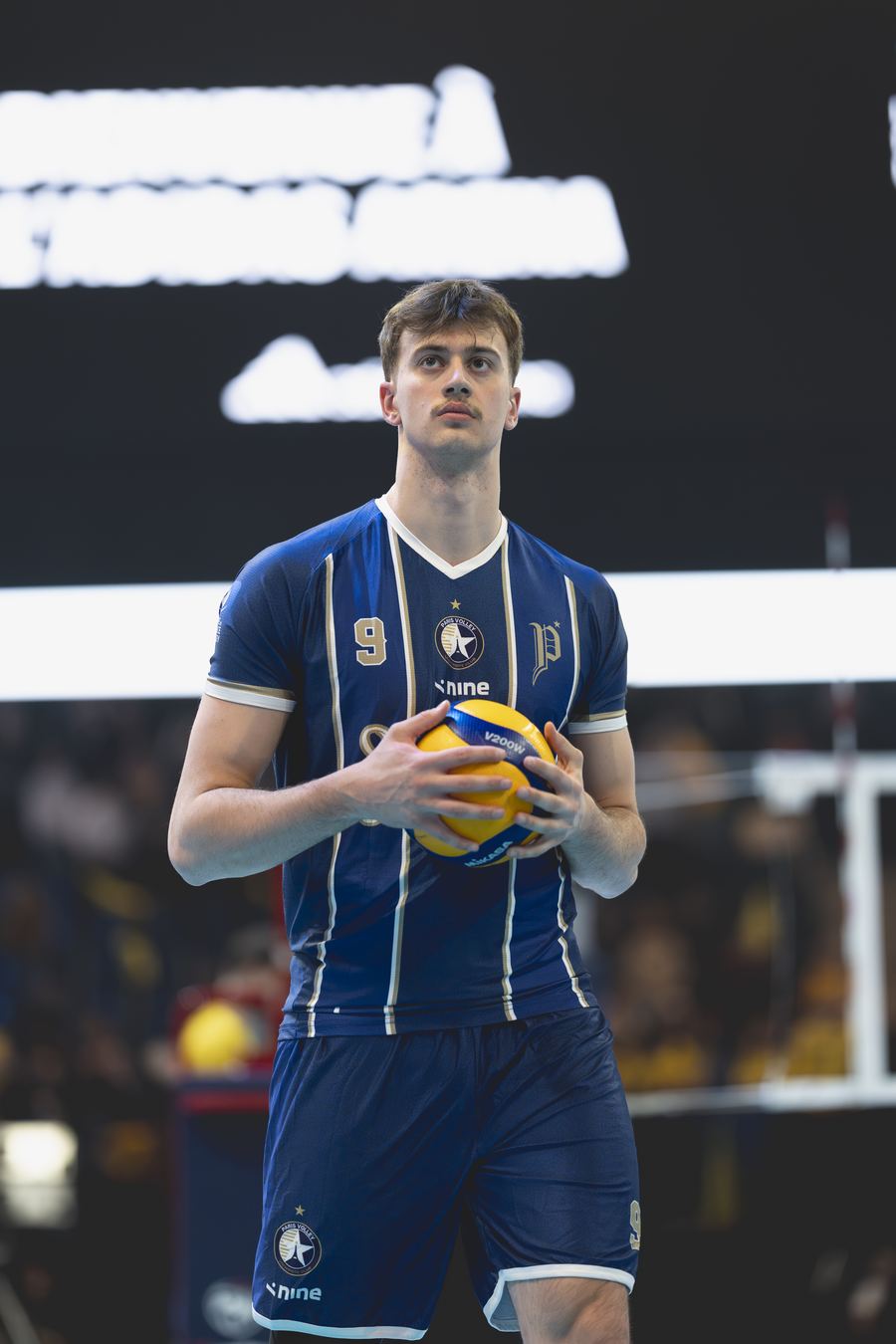 Portrait avant-match — Adidas Arena, Paris — 2026